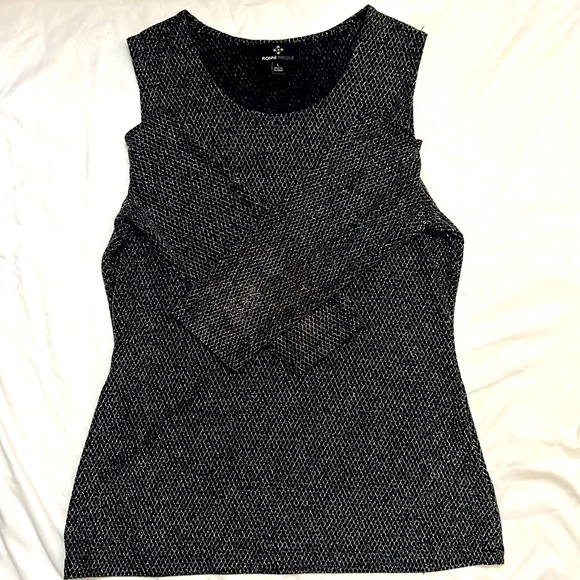 Fancy top - Picture 1 of 1